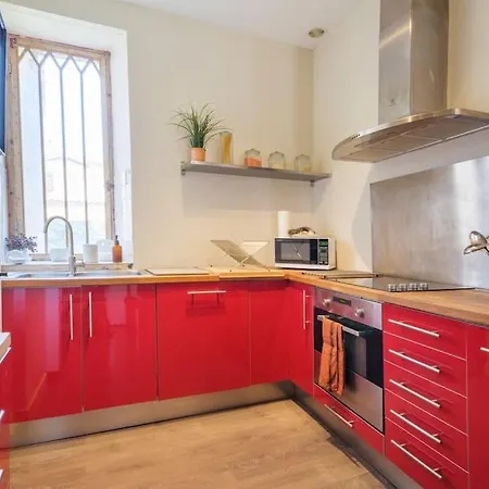 아파트 Avec Son Patio Dans Centre Historique De