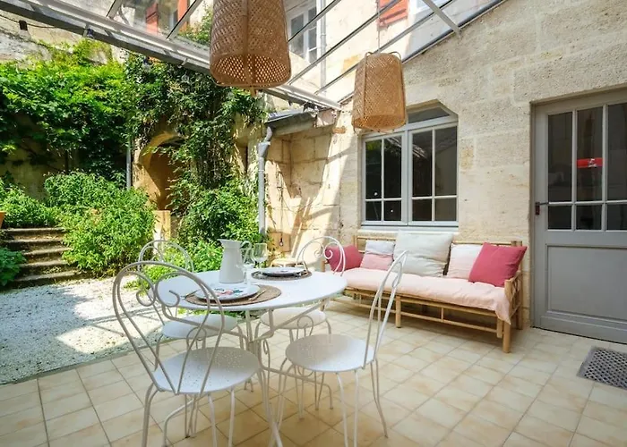 Lägenhet Avec Son Patio Dans Centre Historique De *